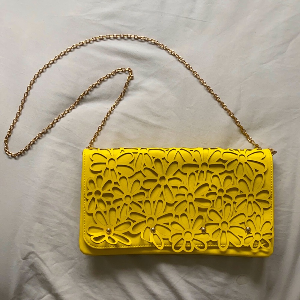 Meli Bianco yellow cross body clutch